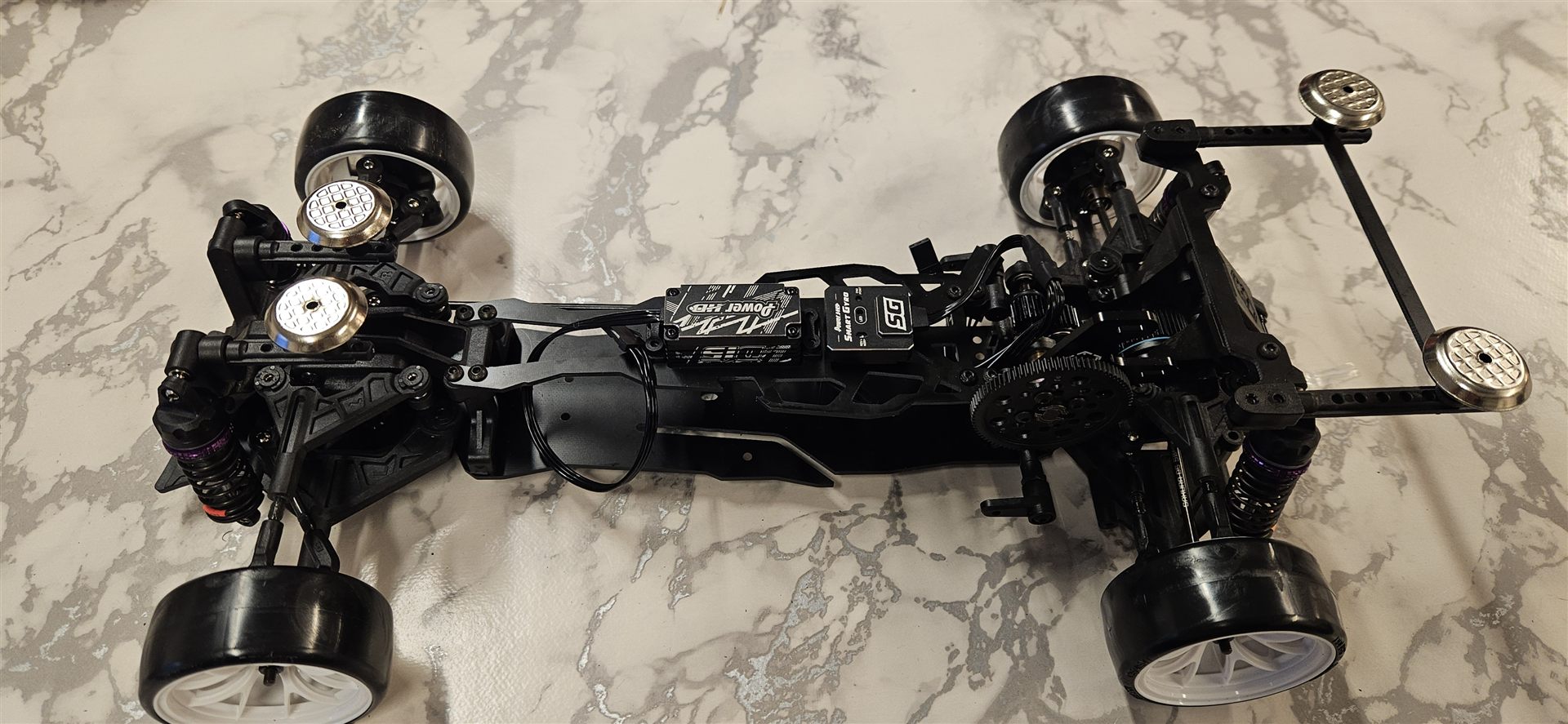 King of Epoxy RC Drifting -kilpailu näytti lajin tason Turussa