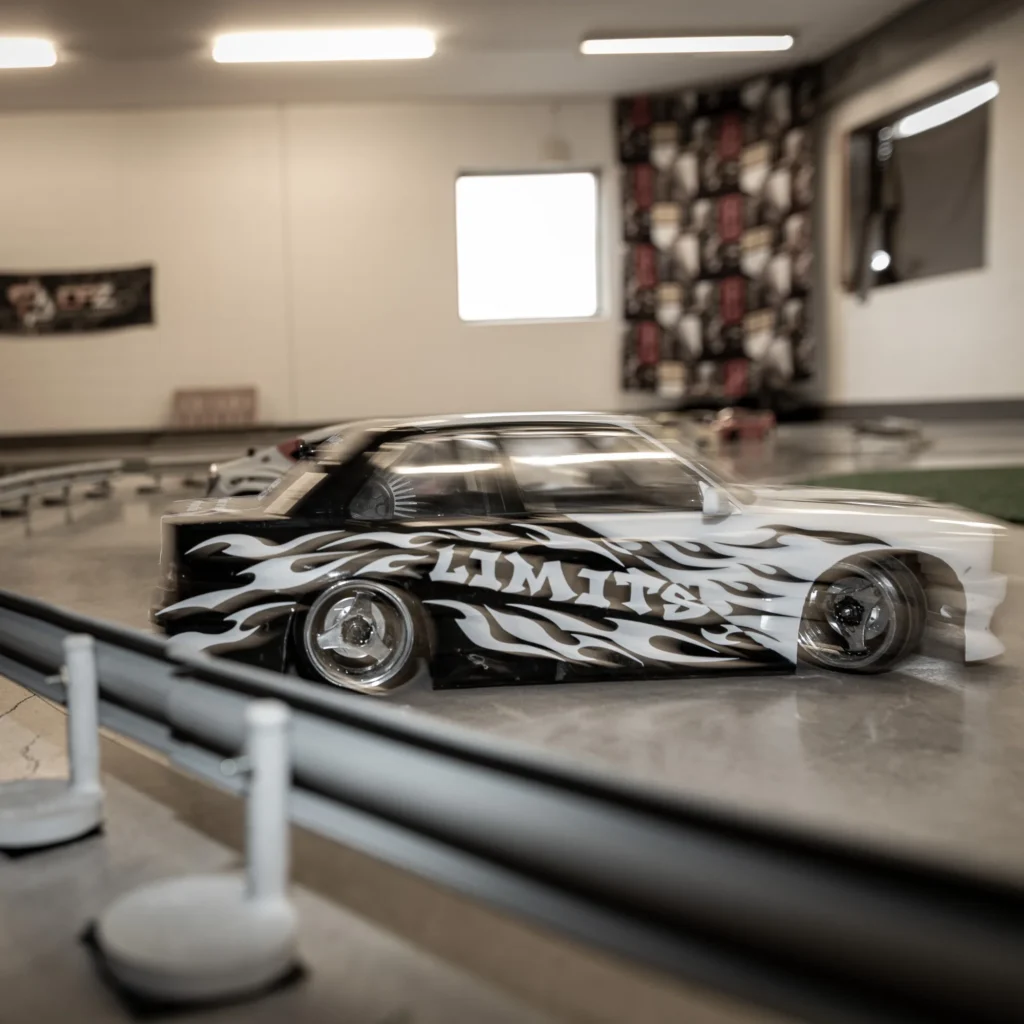 Limitless-RC-drift-auto radan kaarteessa